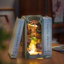 Charger l'image dans la galerie, DIY Book Nook 3D - Falling Sakura (ROLIFE)