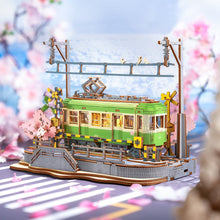 Charger l'image dans la galerie, Rolife Sakura Journey - Éclairage du wagon en fonctionnement