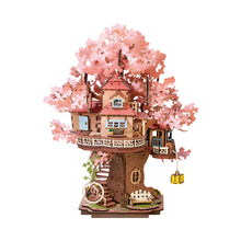 Charger l'image dans la galerie, Rolife Sakura Tree House - Maison dans son cerisier en fleurs, vue d'ensemble