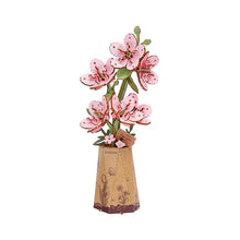 Charger l'image dans la galerie, Rowood Sakura - Branche de cerisier en bois montée, vue détourée