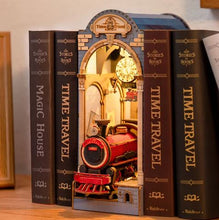 Charger l'image dans la galerie, DIY Book Nook 3D - Time Travel (ROLIFE)