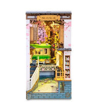 Charger l'image dans la galerie, DIY Book Nook 3D - Sakura Densya (ROLIFE)