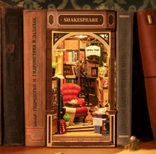 Charger l'image dans la galerie, DIY Book Nook 3D - BookStore Shakespeare (ROLIFE)