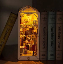 Charger l'image dans la galerie, DIY Book Nook 3D - Sunshine Town (ROLIFE)