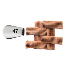 Charger l'image dans la galerie, Wilton Douille #047 Basket Weave Carded