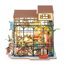 Charger l'image dans la galerie, Rolife Emily's Flower Shop - Boutique miniature assemblée, vue d'ensemble

