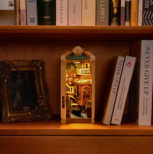 DIY Book Nook 3D - Romantic Venise (ROLIFE)