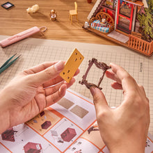 Charger l'image dans la galerie, Rolife A-Frame Cabin - Montage des pièces prédécoupées
