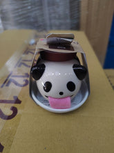 Charger l'image dans la galerie, Kit de plantation de basilic Peropon en forme de petit panda mignon avec sa langue rose en feutrine qui boit l eau
