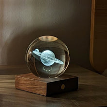 Charger l&#39;image dans la galerie, Globe lampe en cristal collection Espace - Saturne (GINGKO)
